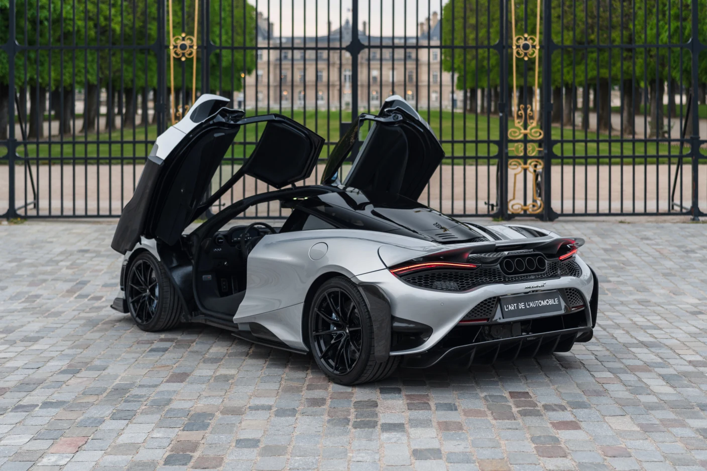 McLaren 765LT, 6/10