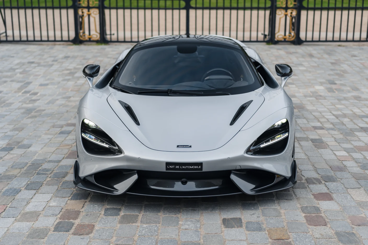 McLaren 765LT, 7/10