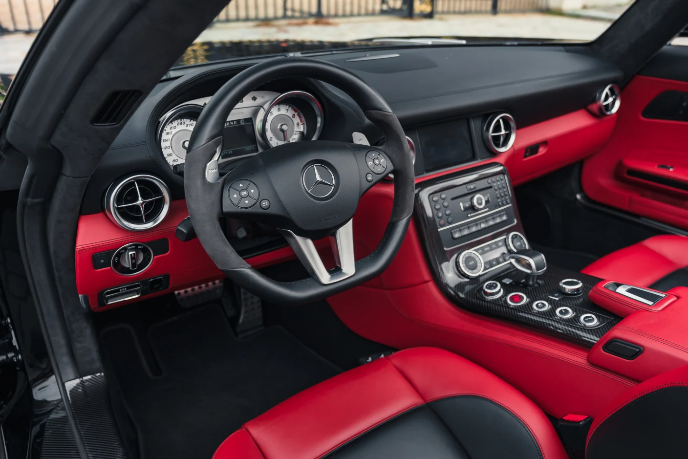 Mercedes-AMG SLS Roadster, 10/10