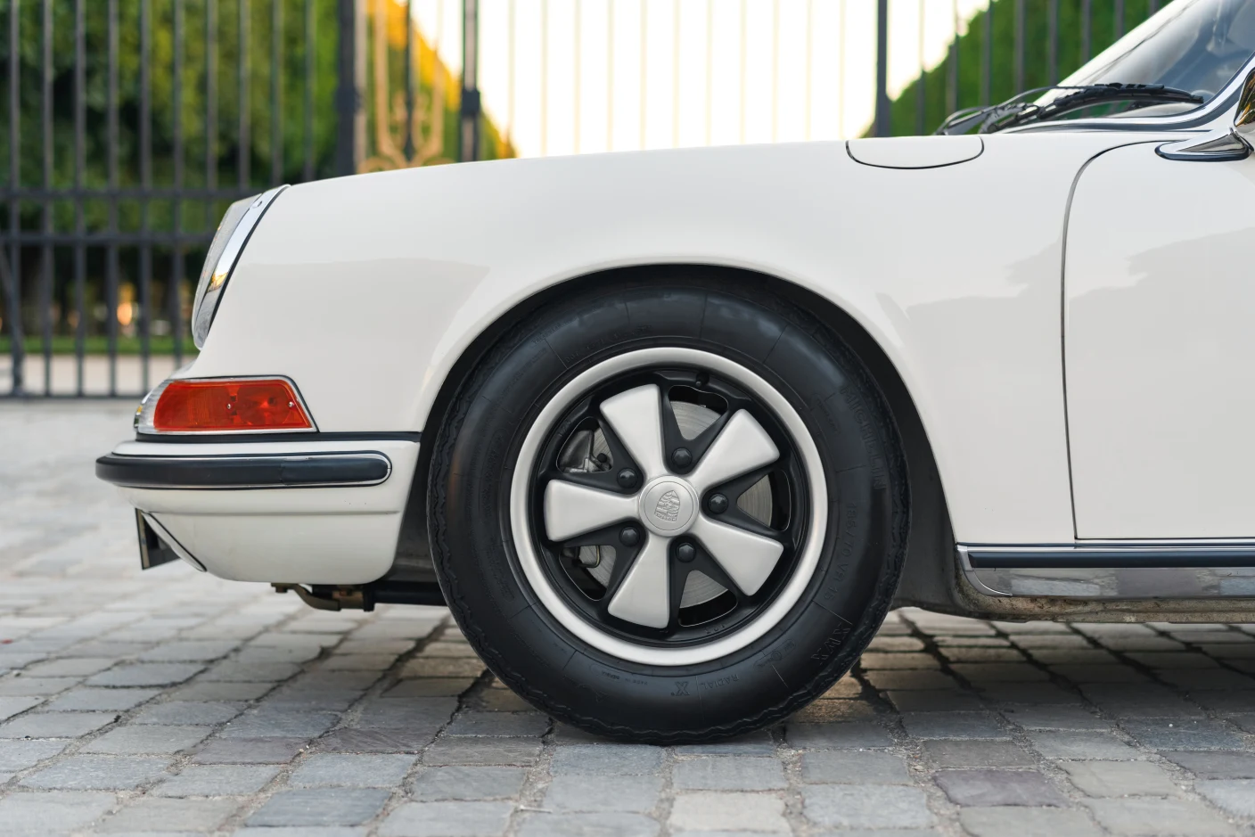 Porsche 911 2.2 S, 6/10