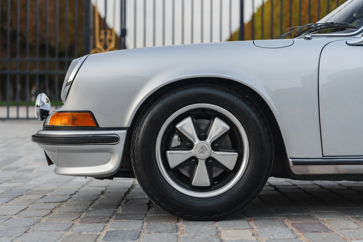 Porsche 911 2.4 S, 6/10