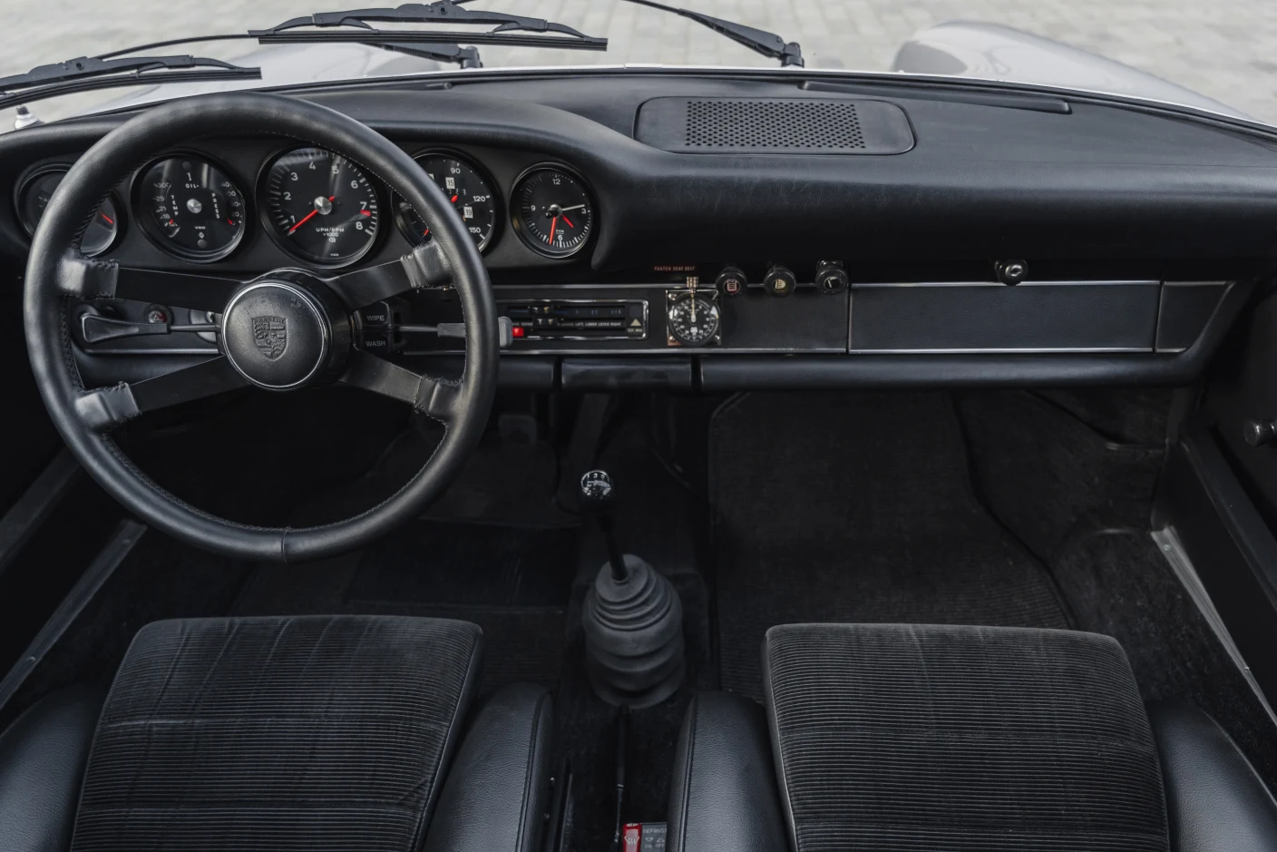 Porsche 911 2.4 S, 8/10
