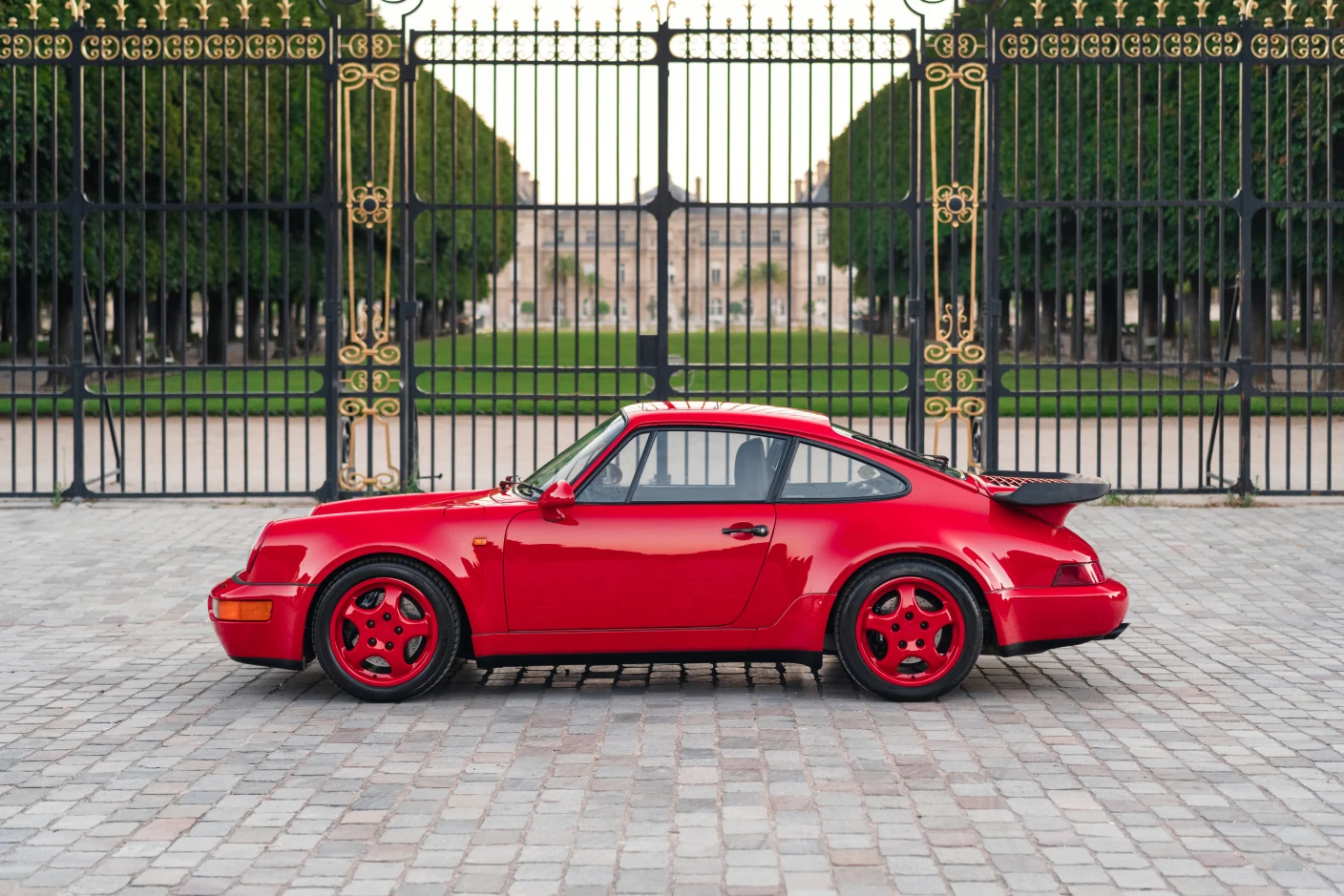Porsche 911 Turbo 3.3 (964), 2/10