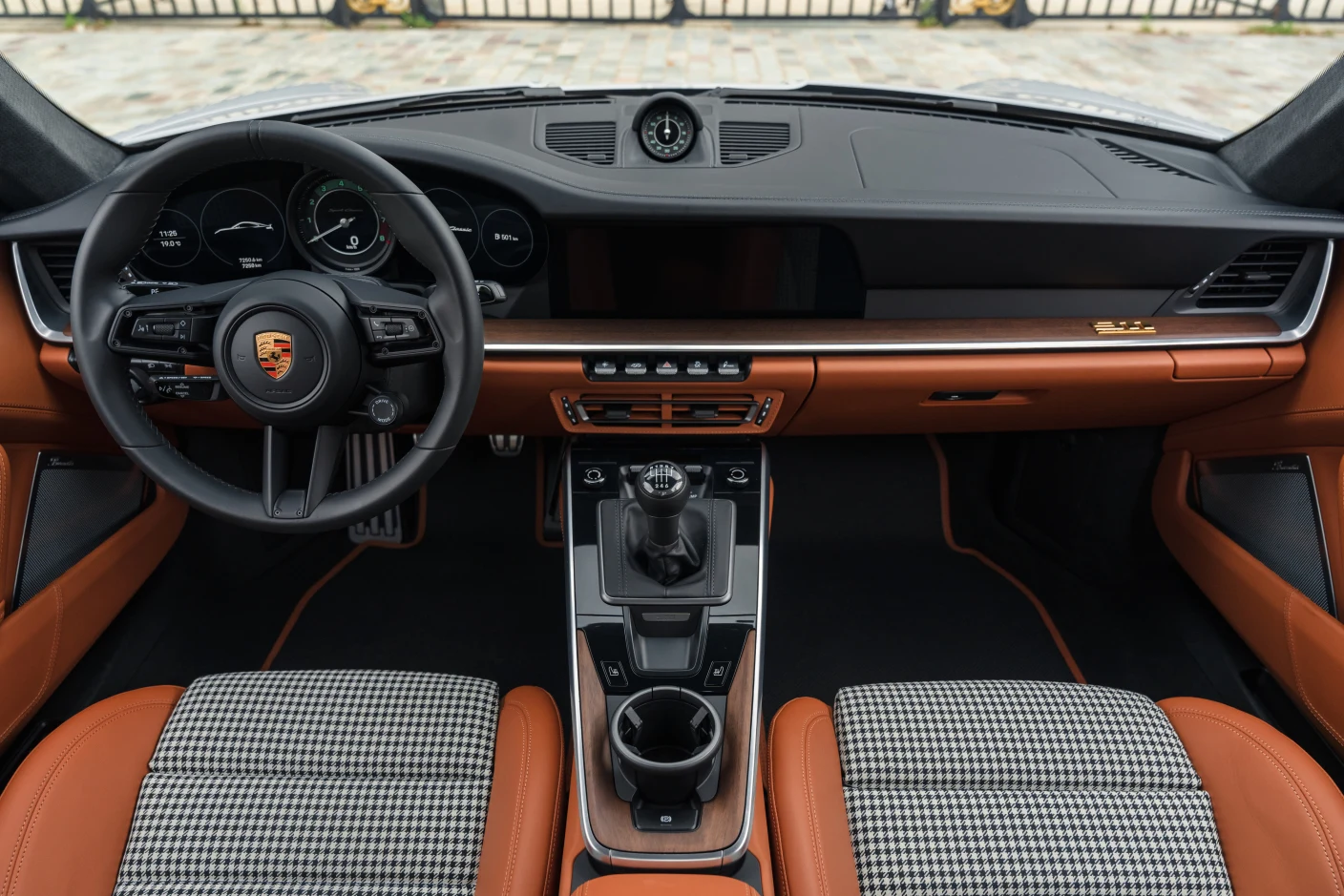 Porsche 911 Sport Classic (992), 8/10