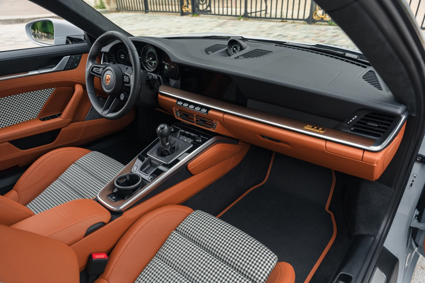 Porsche 911 Sport Classic (992), 9/10