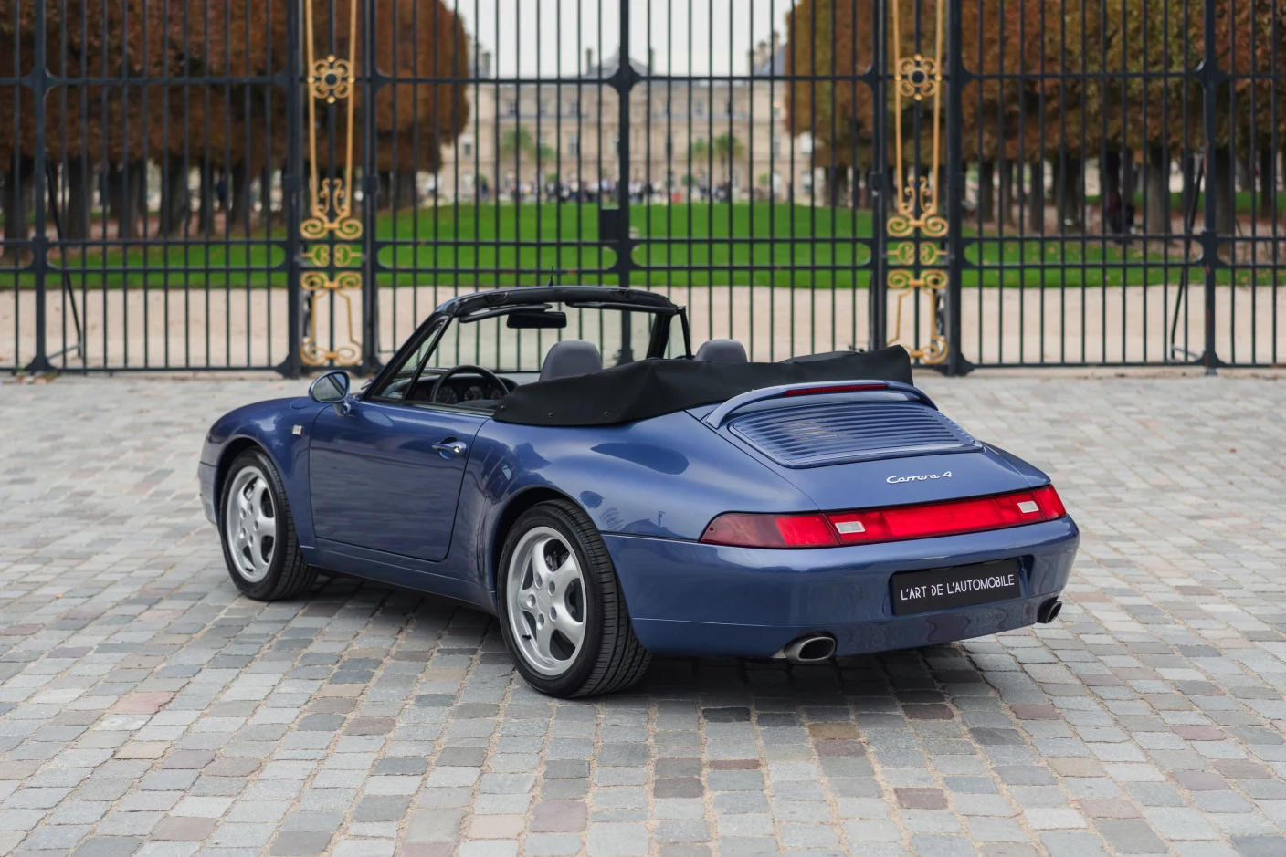 Porsche 911 Carrera 4 Cabriolet (993), 6/10