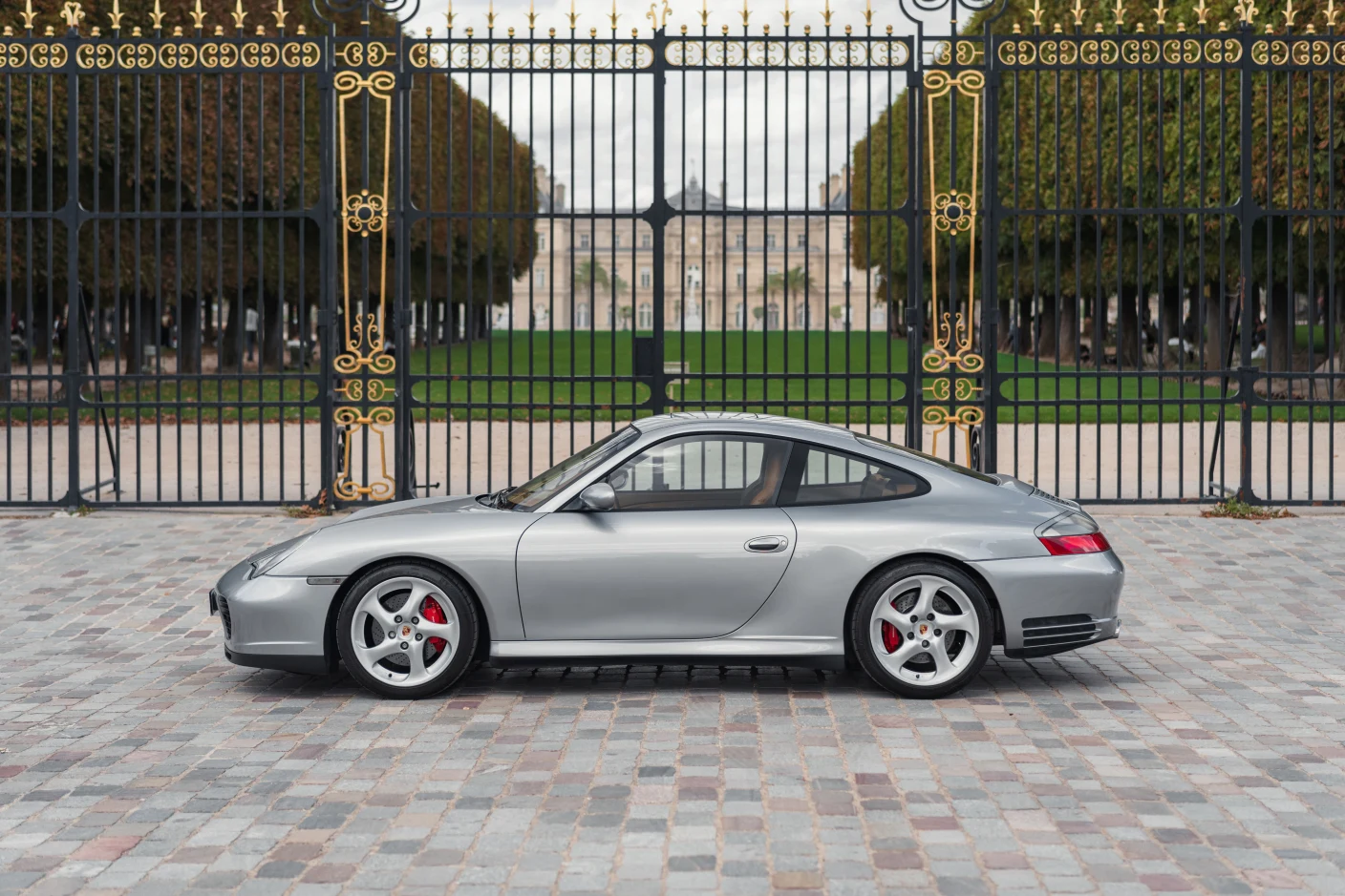 Porsche 911 Carrera 4S (996), 2/10