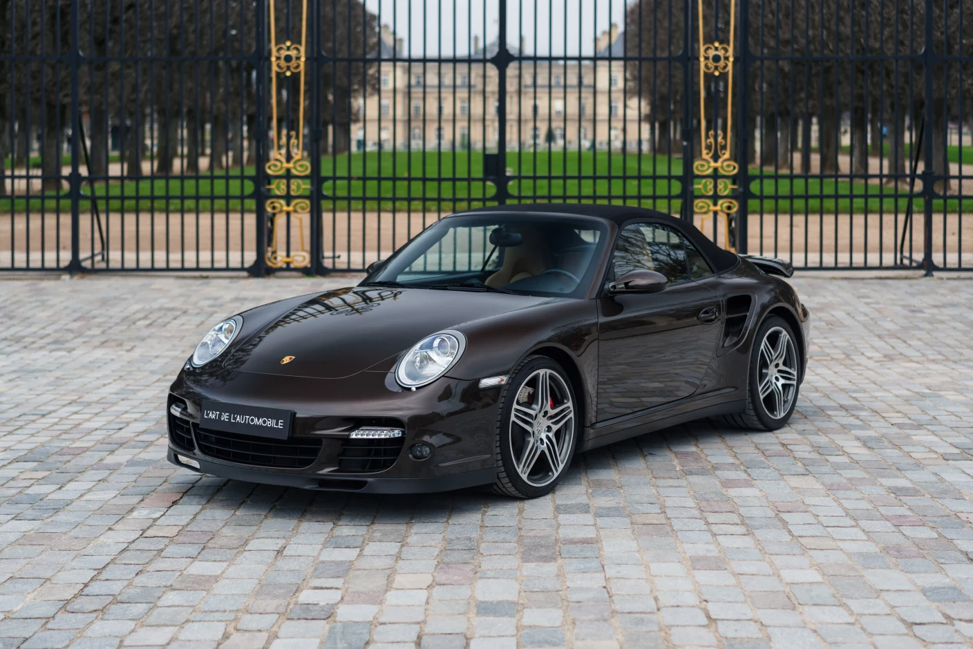 Porsche 911 Turbo Cabriolet (997), 2/10