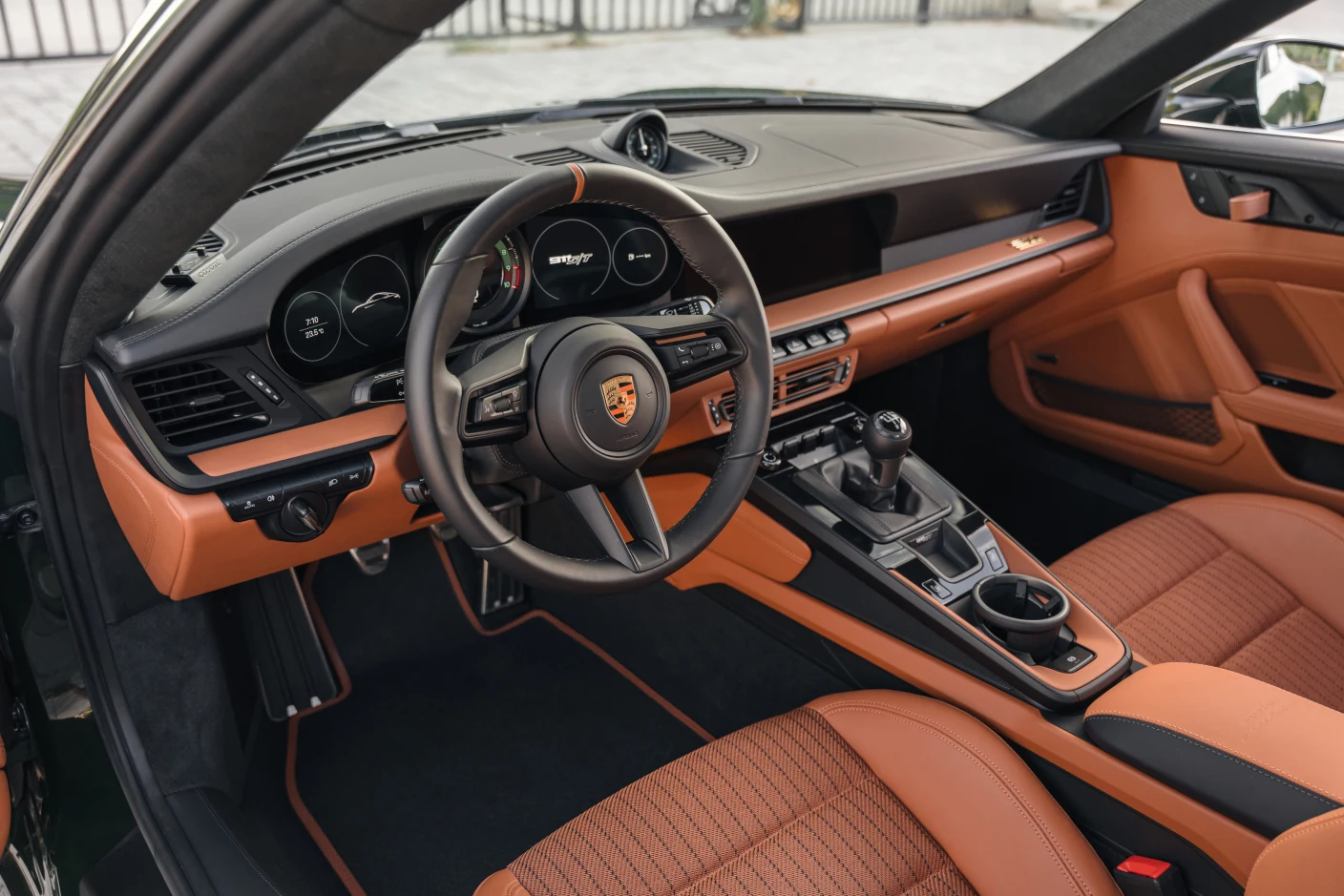 Porsche 911 S/T (992), 7/10