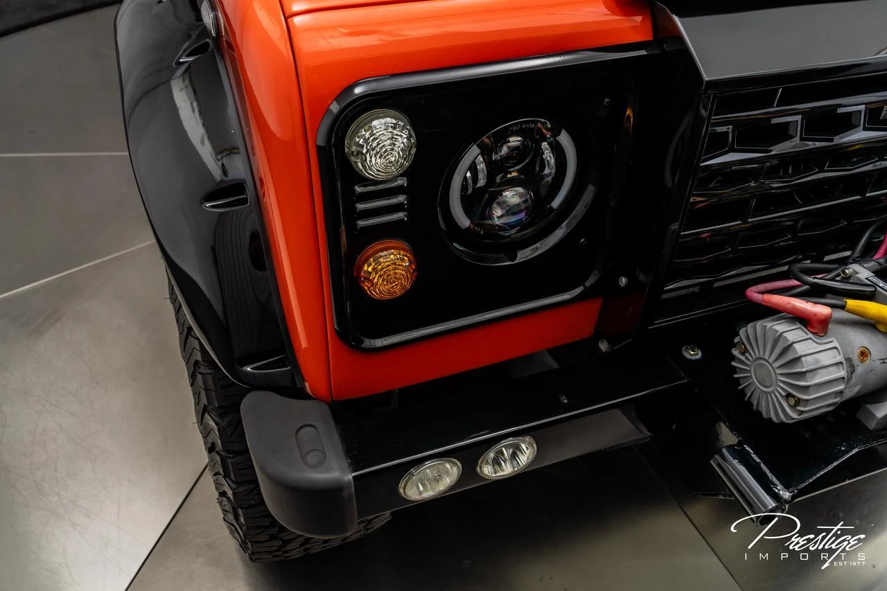1998 Land Rover Defender 110, 7/30