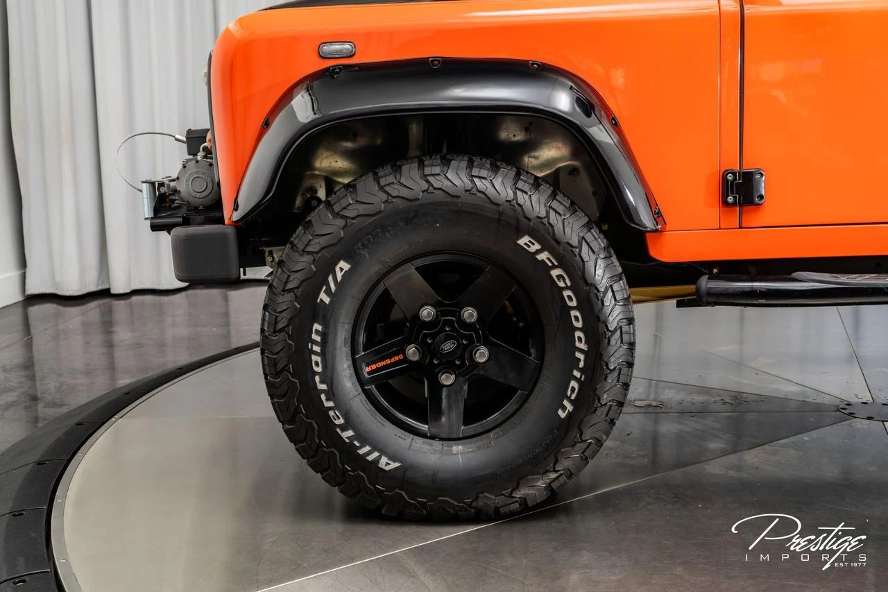 1998 Land Rover Defender 110, 10/30
