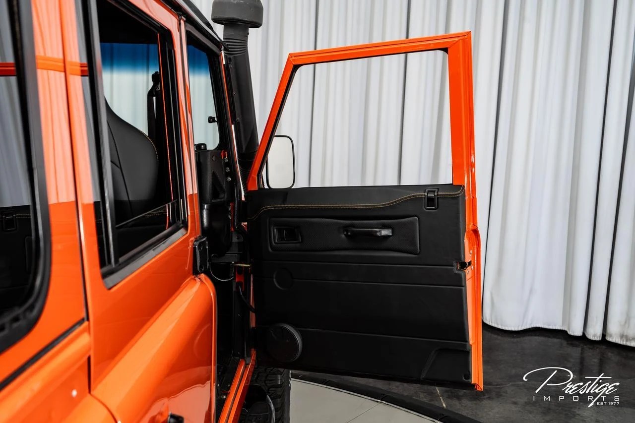 1998 Land Rover Defender 110, 19/30