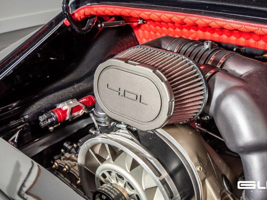 1995 Porsche 911 (993) Remastered by GuntherWerks Speedster, 19/30