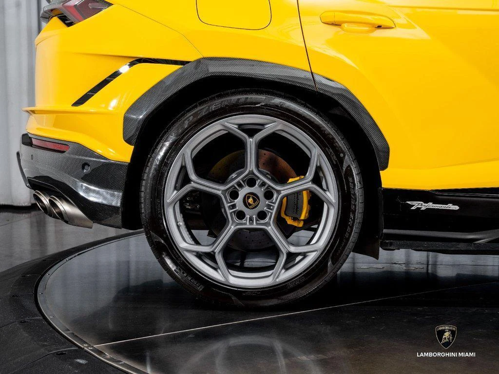 2024 Lamborghini Urus Performante, 12/30