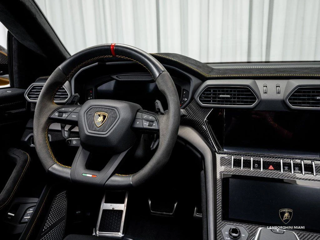 2024 Lamborghini Urus Performante, 20/30