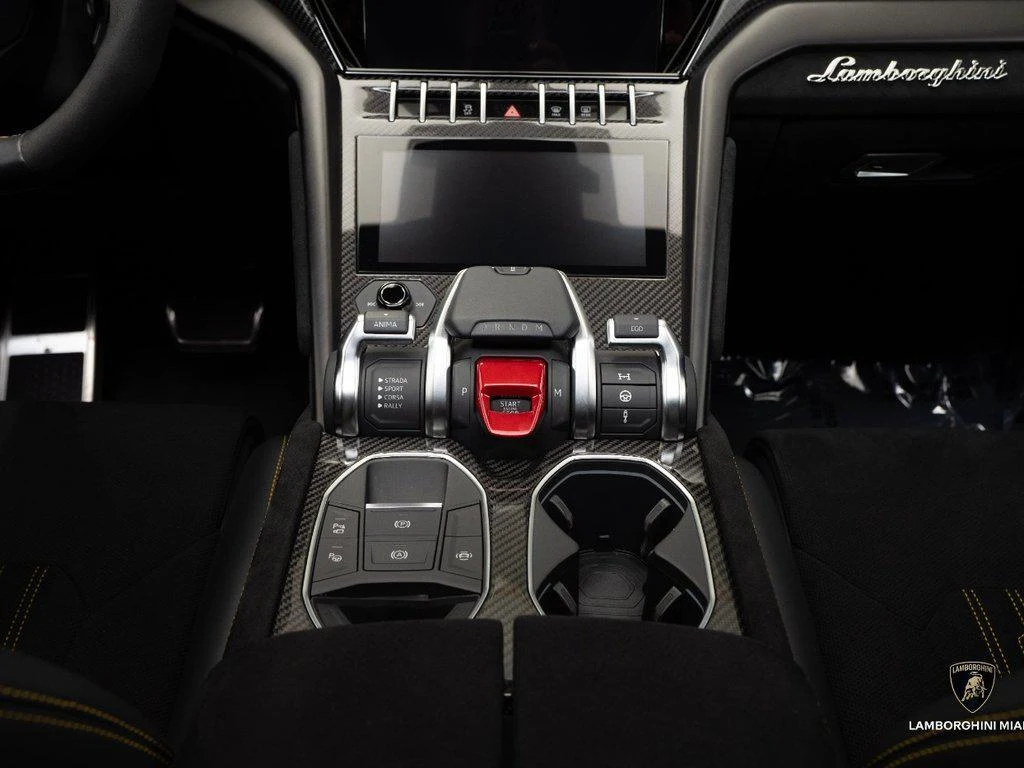 2024 Lamborghini Urus Performante, 21/30