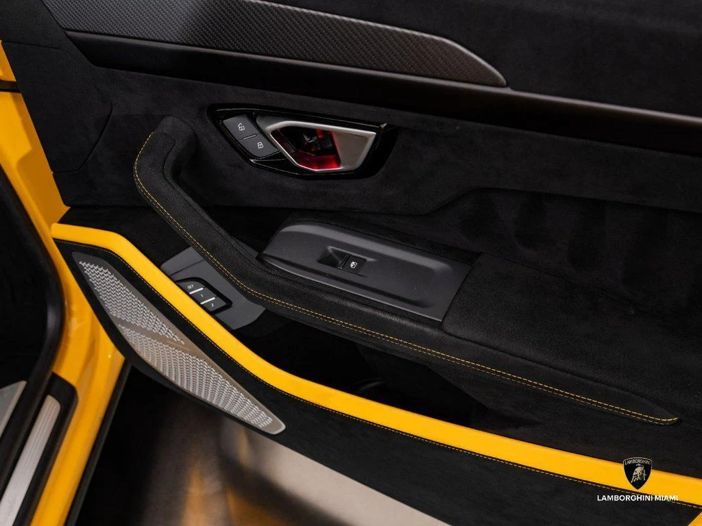 2024 Lamborghini Urus Performante, 22/30
