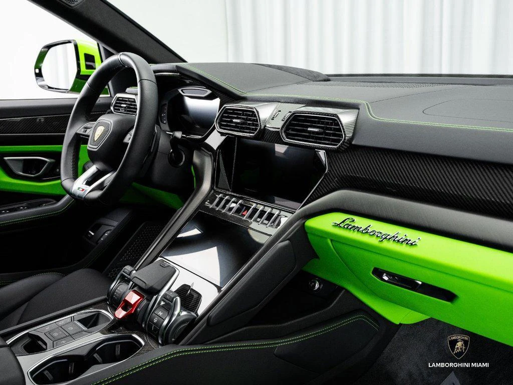 2024 Lamborghini Urus S, 19/30