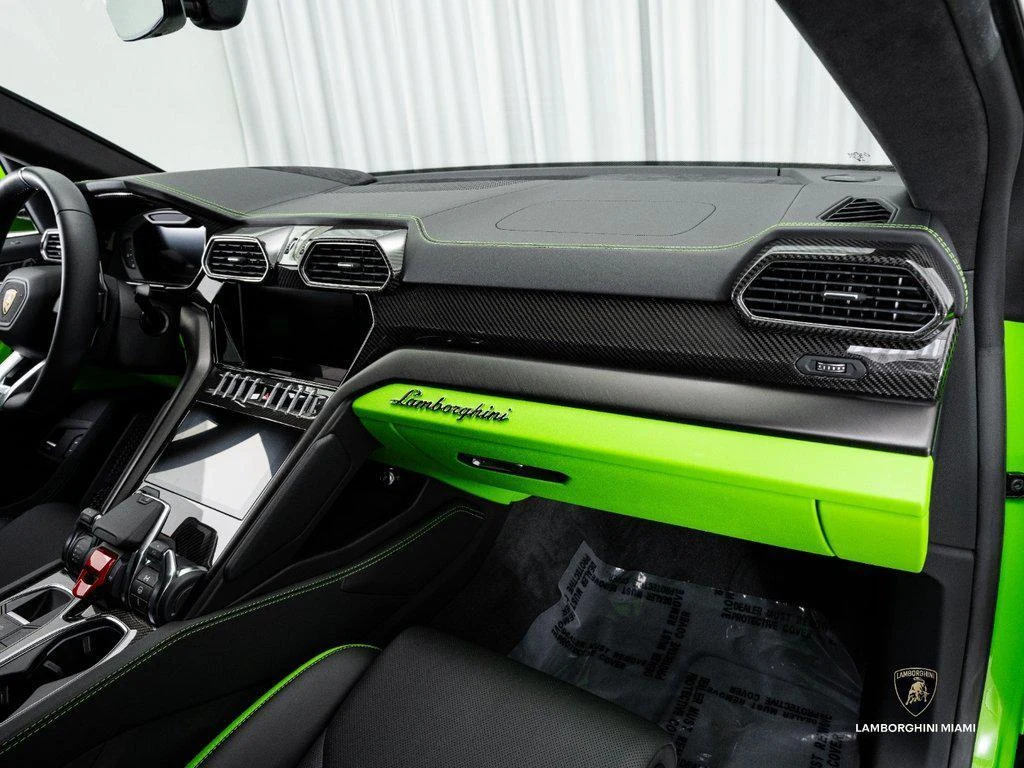 2024 Lamborghini Urus S, 25/30