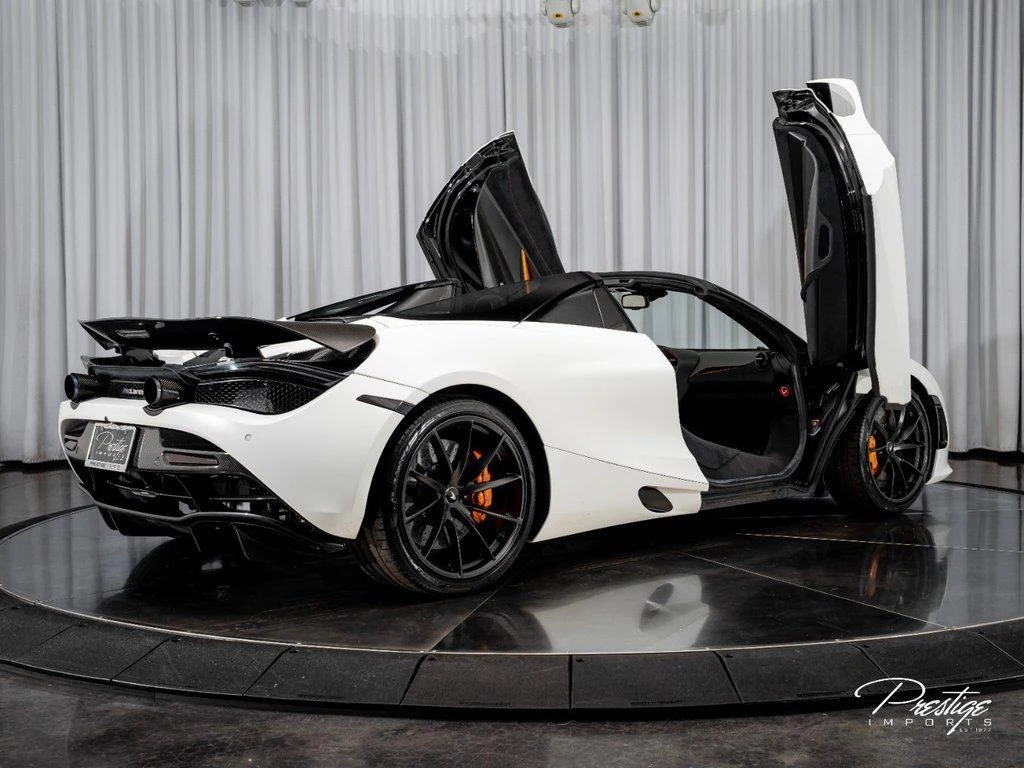 2020 McLaren 720S Spider Performance, 15/30