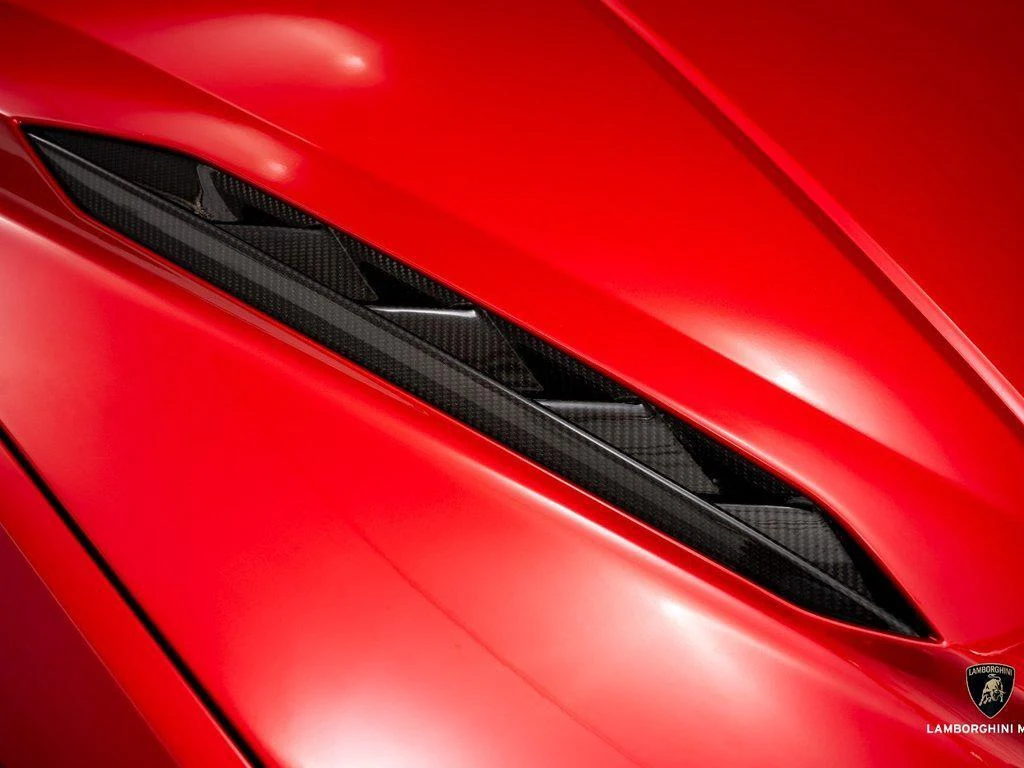 2023 Lamborghini Urus Performante, 3/30