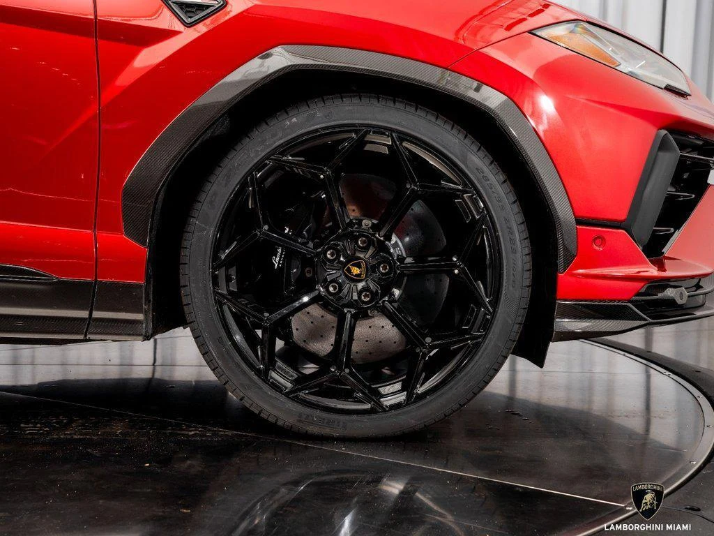 2023 Lamborghini Urus Performante, 13/30