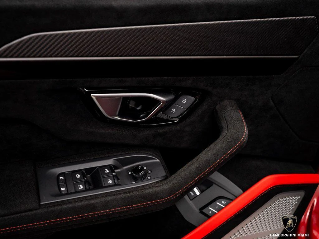 2023 Lamborghini Urus Performante, 14/30