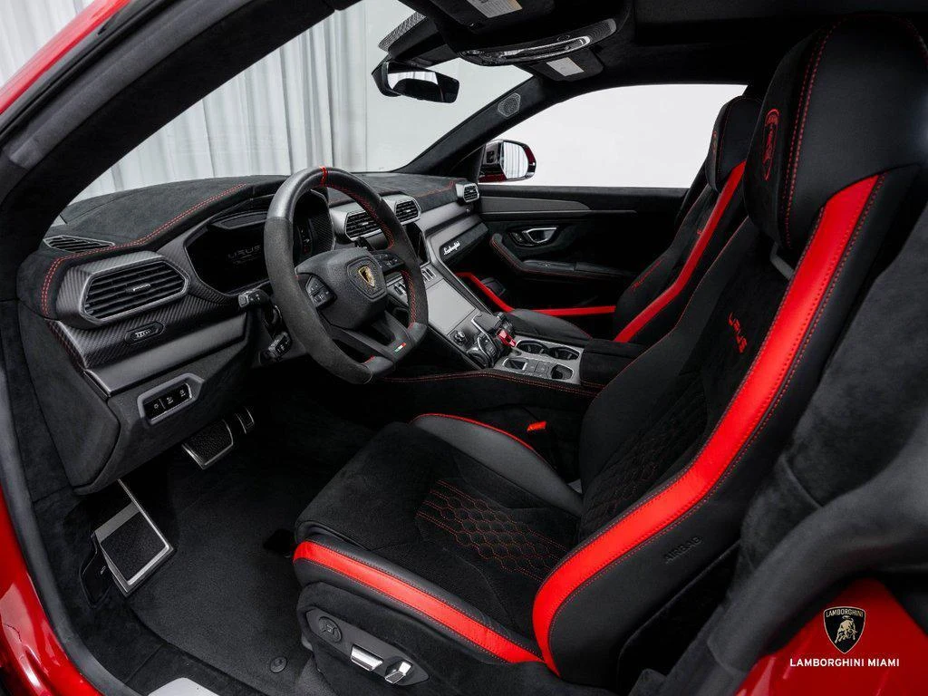2023 Lamborghini Urus Performante, 18/30