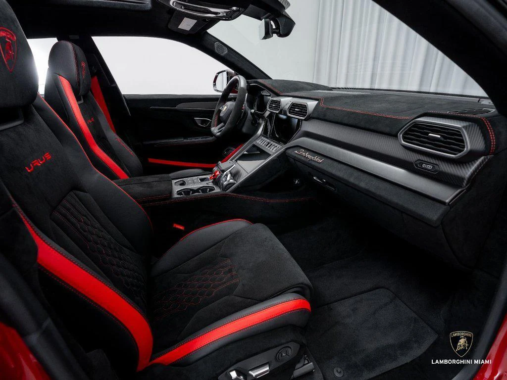 2023 Lamborghini Urus Performante, 23/30