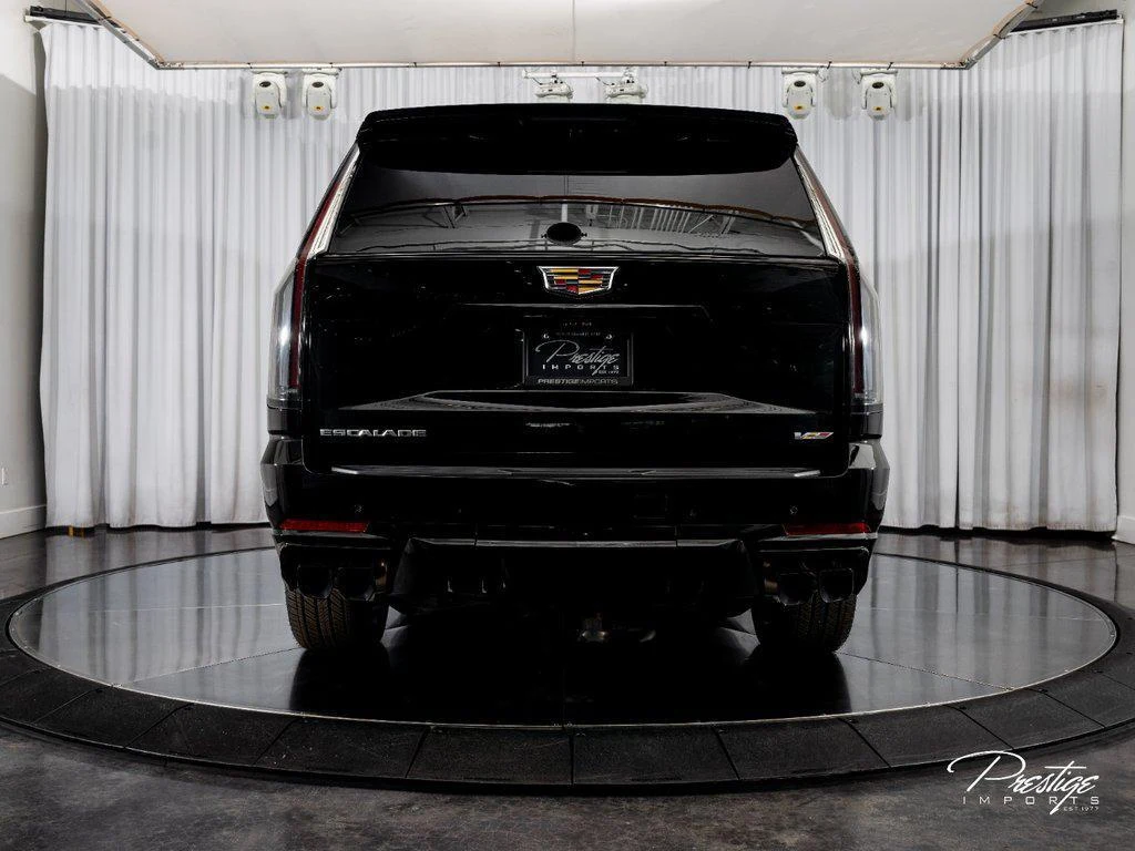 2026 Cadillac Escalade V-Series, 6/30