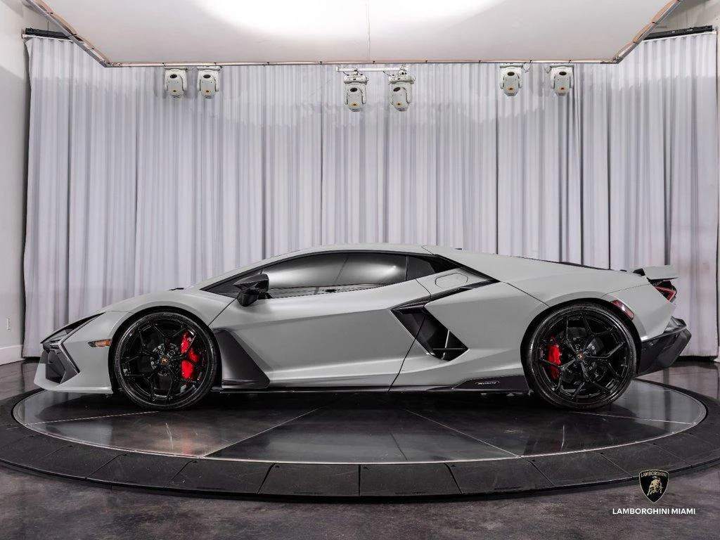 2024 Lamborghini Revuelto, 7/30