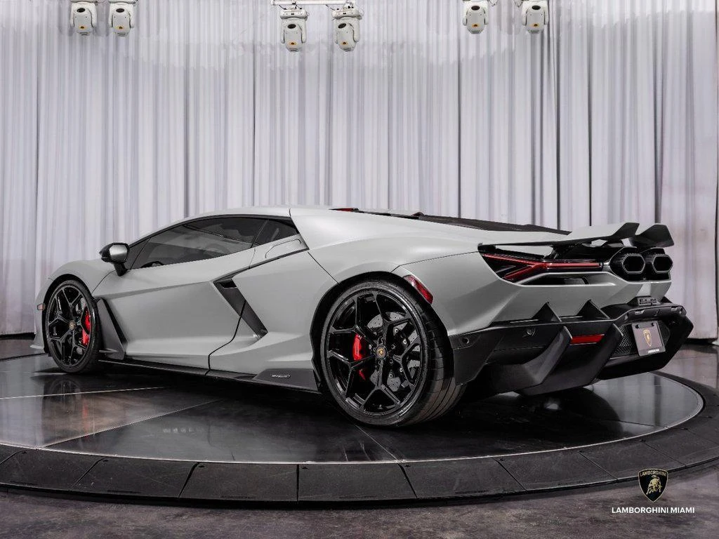 2024 Lamborghini Revuelto, 8/30