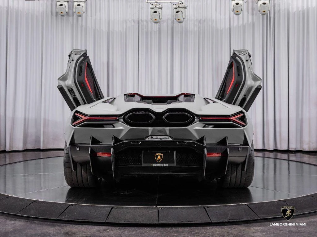 2024 Lamborghini Revuelto, 10/30