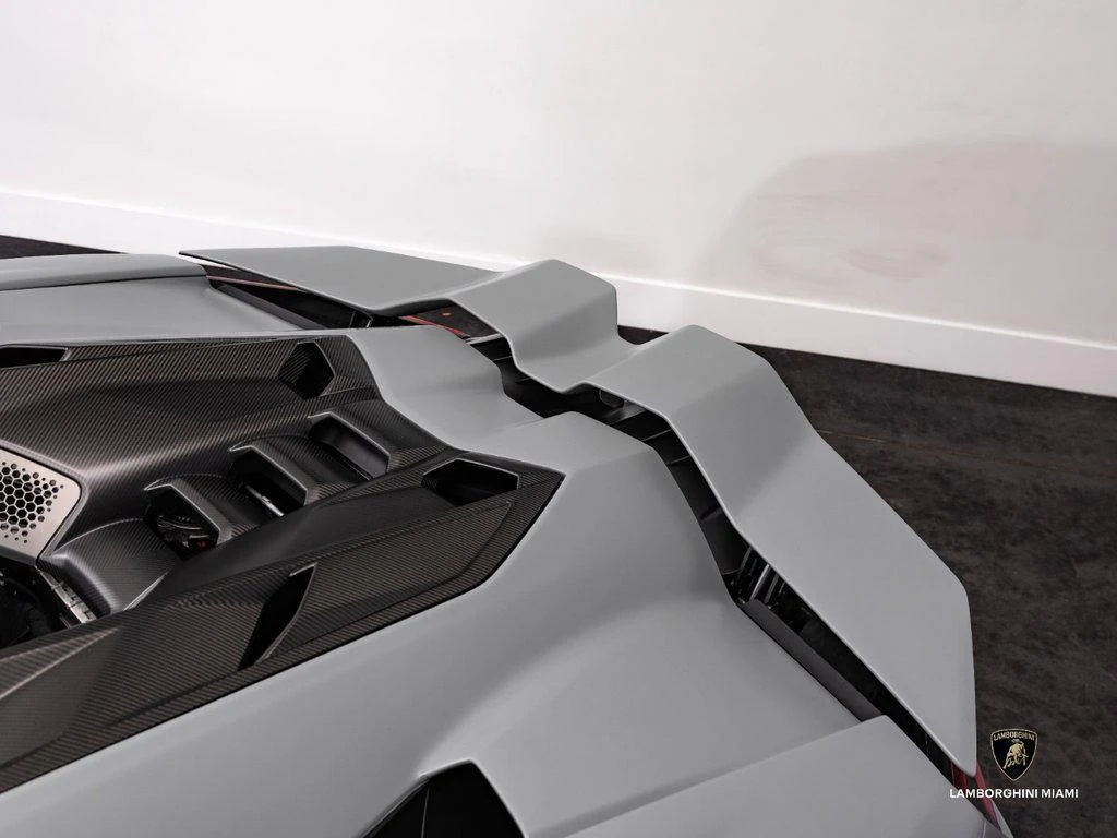 2024 Lamborghini Revuelto, 11/30