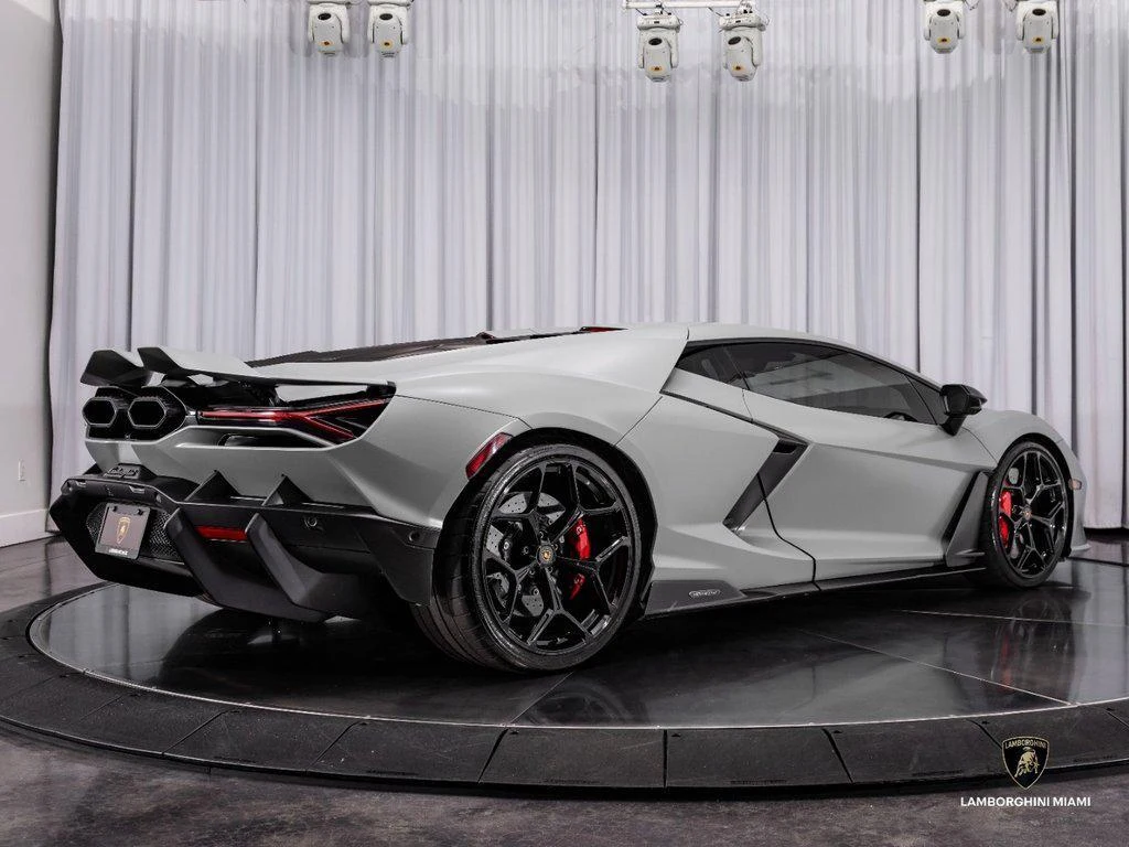 2024 Lamborghini Revuelto, 12/30