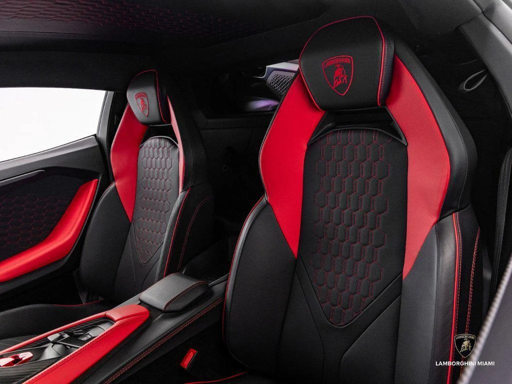 2024 Lamborghini Revuelto, 21/30