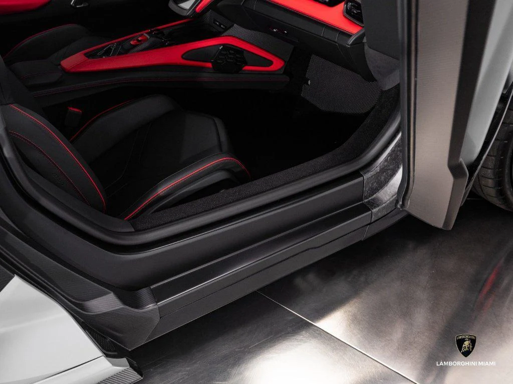 2024 Lamborghini Revuelto, 25/30