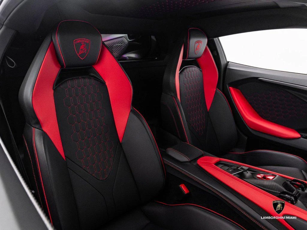 2024 Lamborghini Revuelto, 26/30