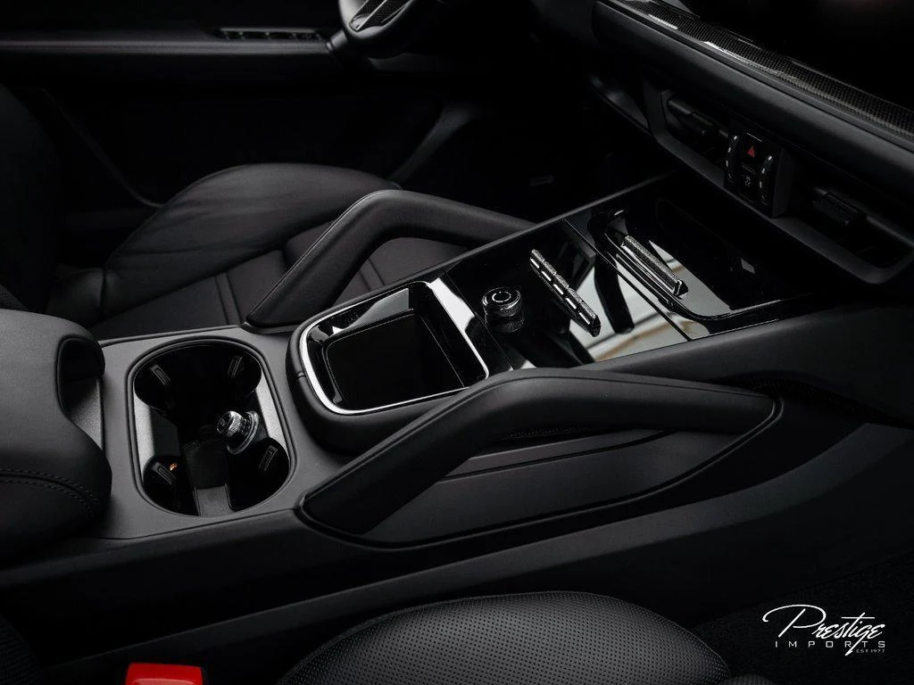 2024 Porsche Cayenne Turbo GT, 24/30