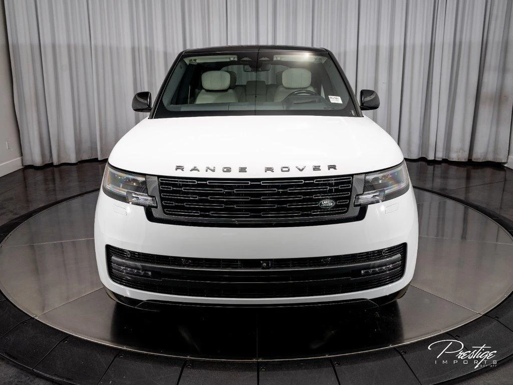 2025 Land Rover Range Rover, 2/30