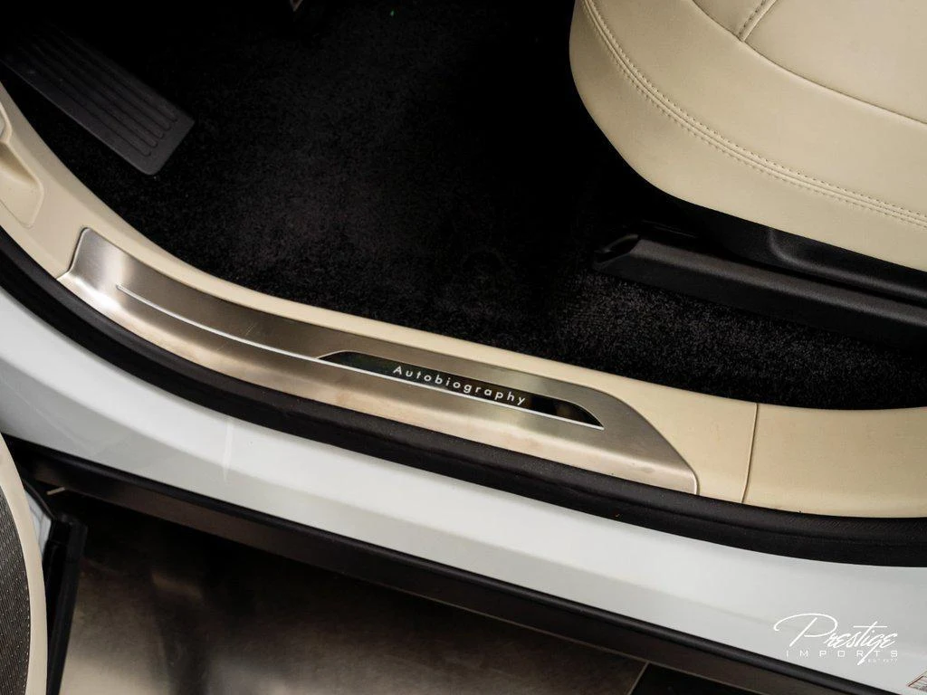 2025 Land Rover Range Rover, 11/30