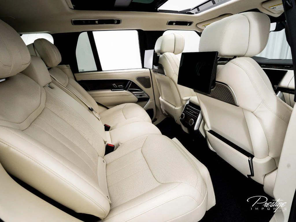 2025 Land Rover Range Rover, 27/30