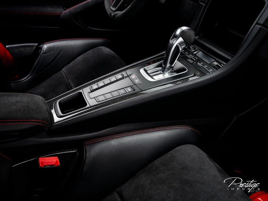 2018 Porsche 911 (991.2) GT2 RS, 28/30