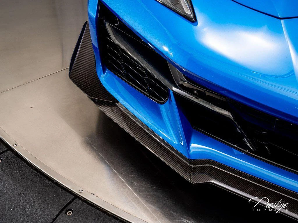 2025 Chevrolet Corvette Z06 2LZ (C8), 2/30