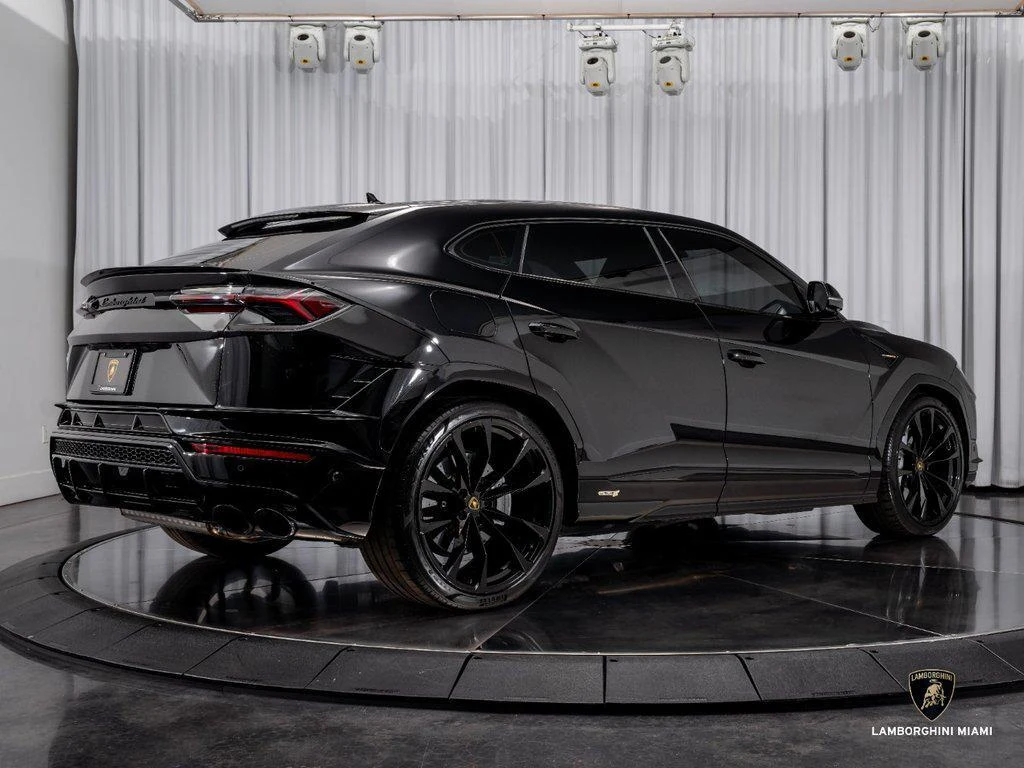 2024 Lamborghini Urus S, 4/30