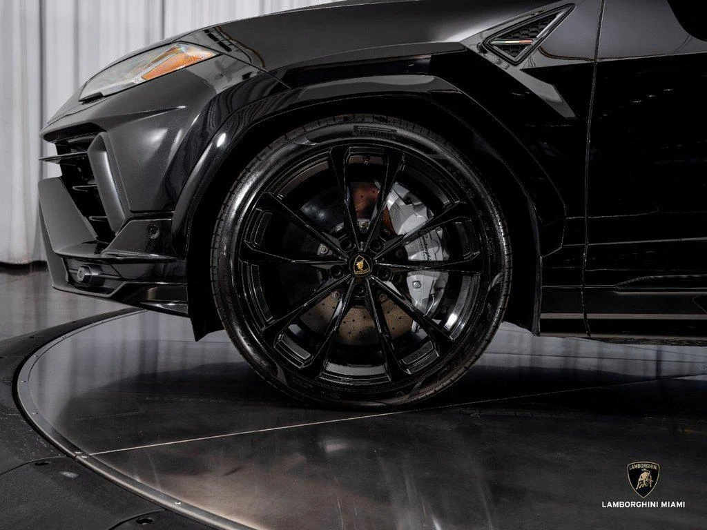 2024 Lamborghini Urus S, 7/30