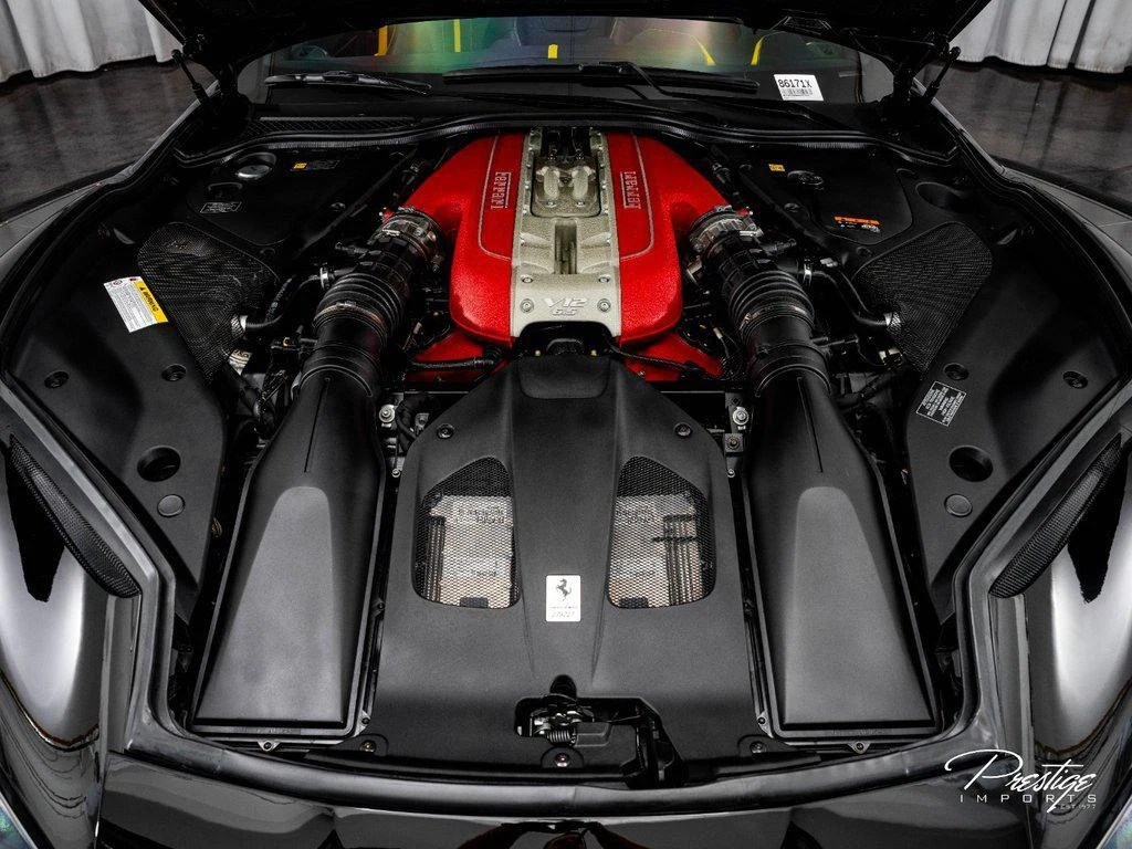 2022 Ferrari 812 GTS, 4/30