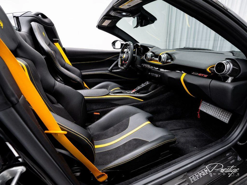 2022 Ferrari 812 GTS, 26/30