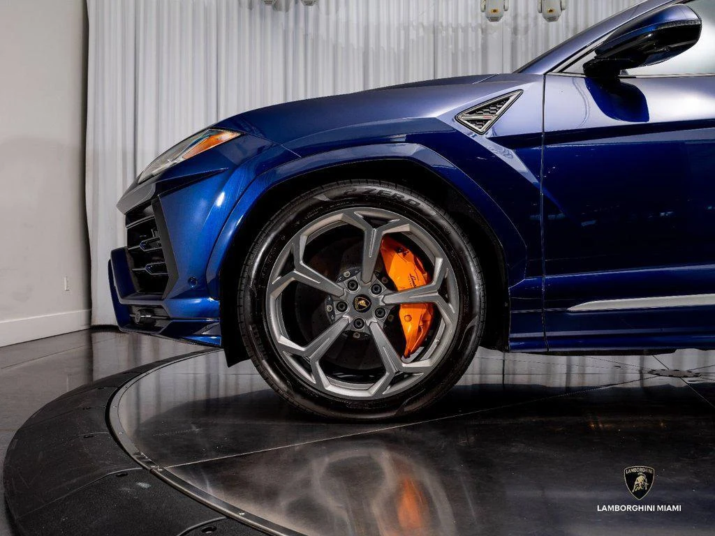 2020 Lamborghini Urus, 4/30