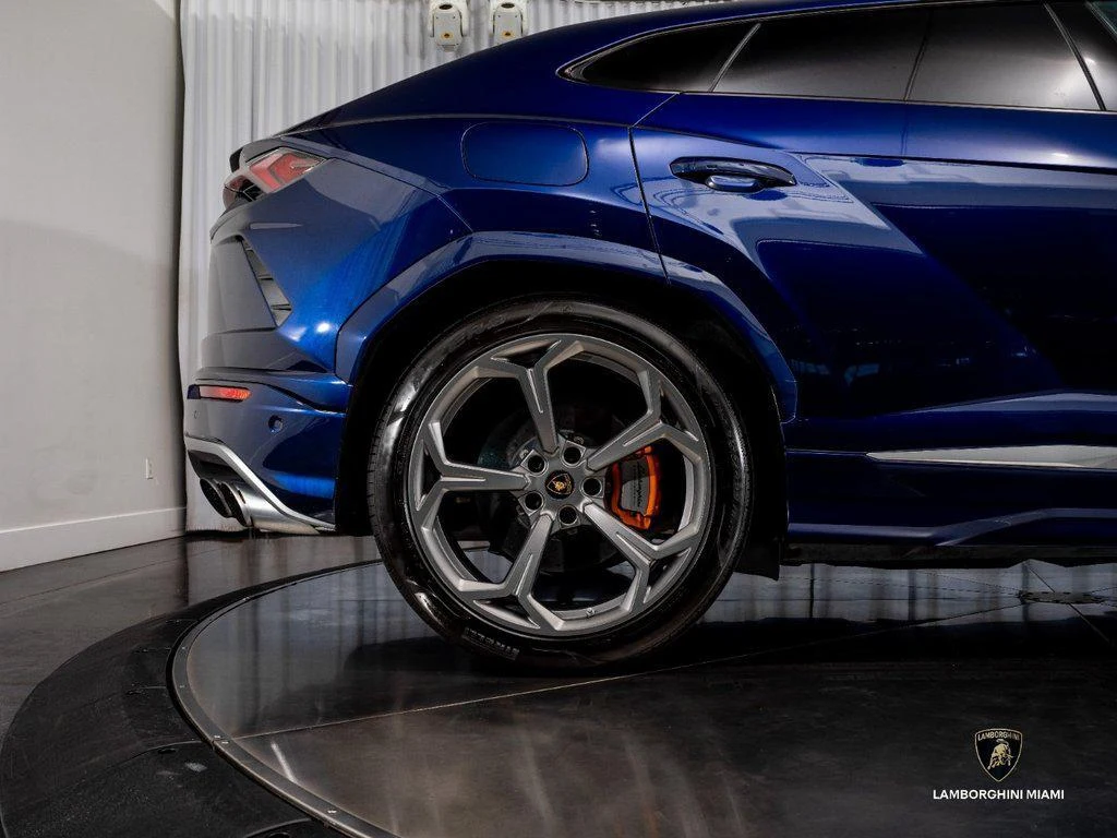 2020 Lamborghini Urus, 9/30